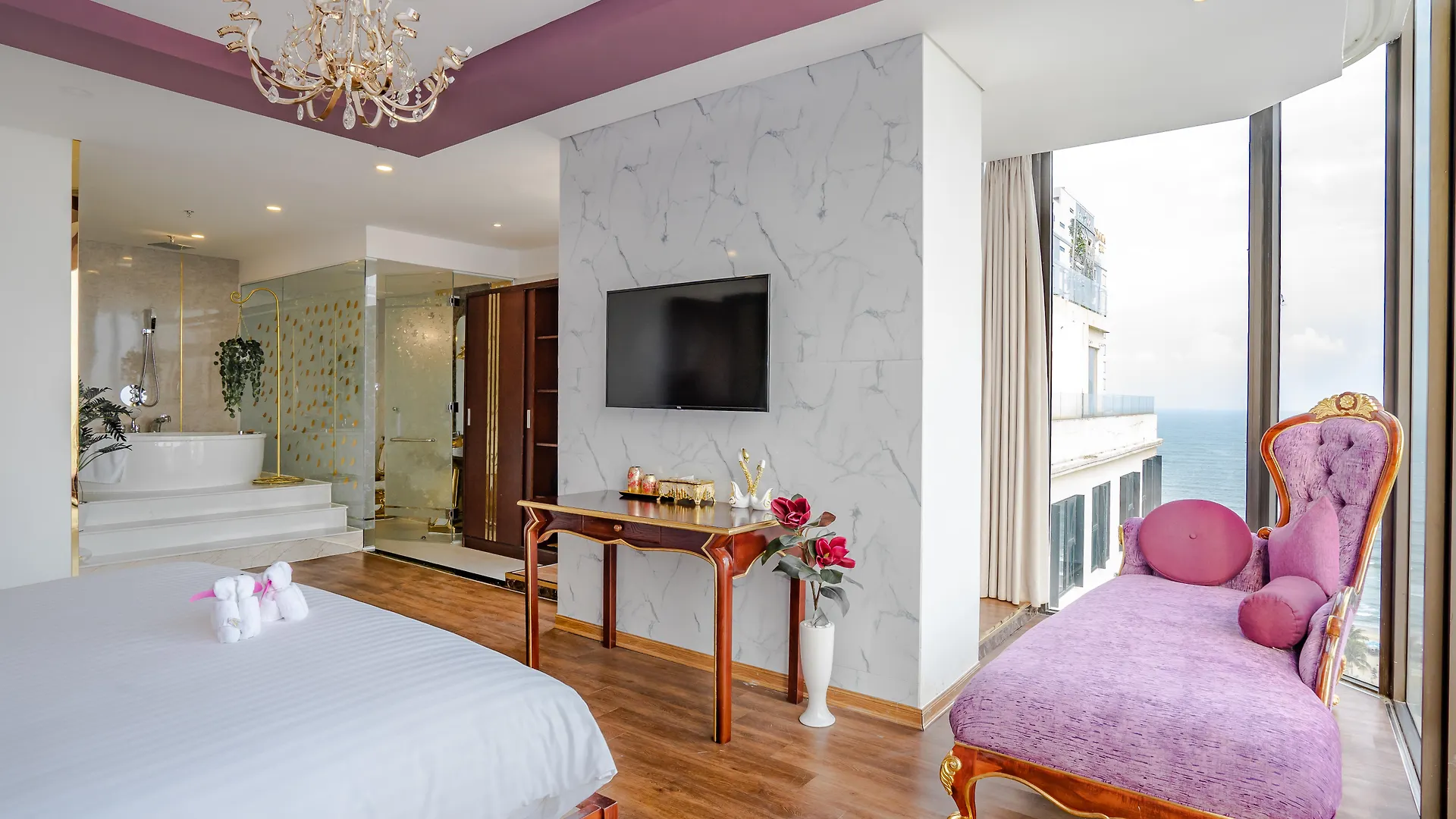 Cicilia Hotels & Spa Danang Powered By Aston 4*, Da Nang