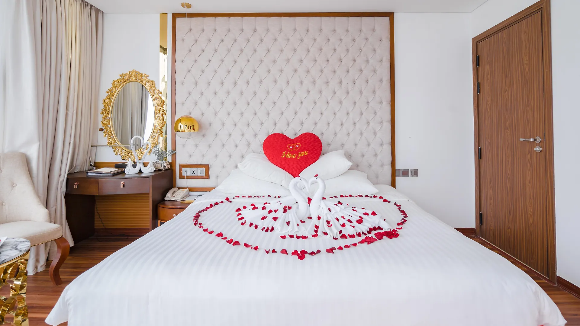 Cicilia Hotels & Spa Danang Powered By Aston Đà Nẵng